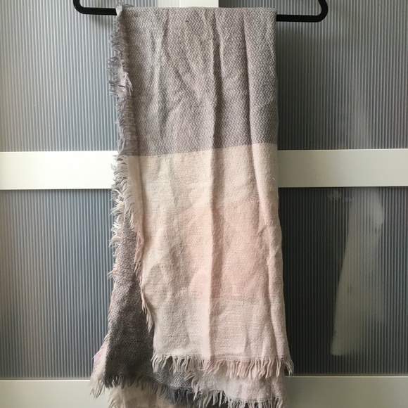 Scarf - Picture 1 of 1